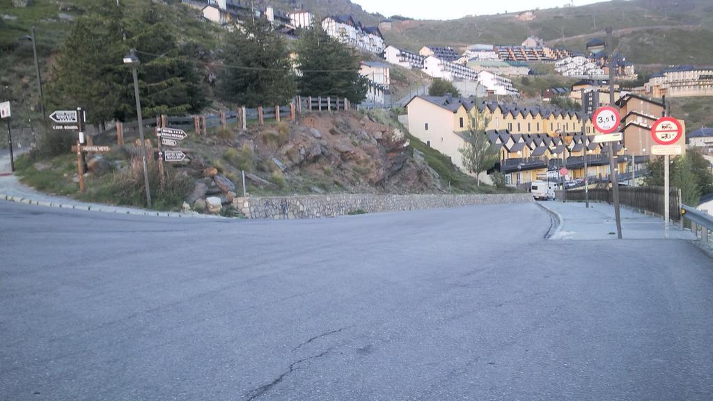Apartamento Edificio Serraneu. Sierra Nevada. Granada Екстериор снимка